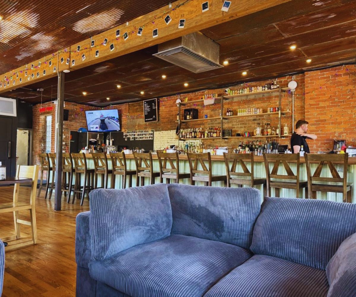 Dirty Shake - Indoor Dining Area & Bar