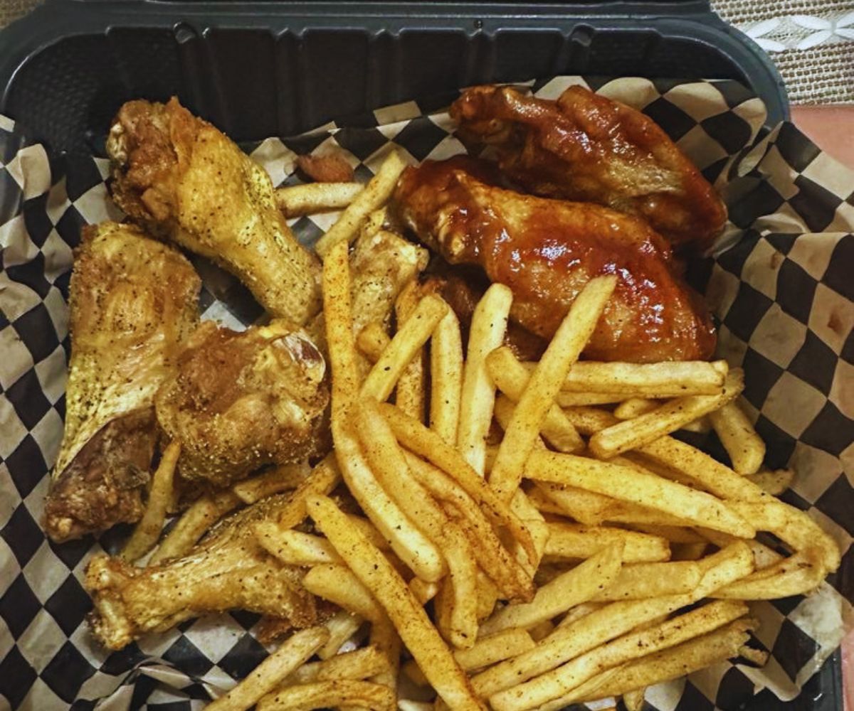 Smash Brothers - Party Wings & Fries
