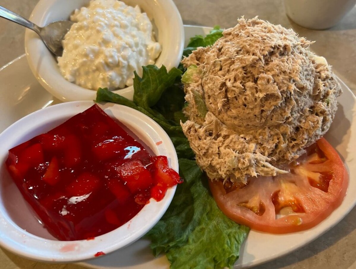 Food in Reececliff Family Diner, Lakeland, FL