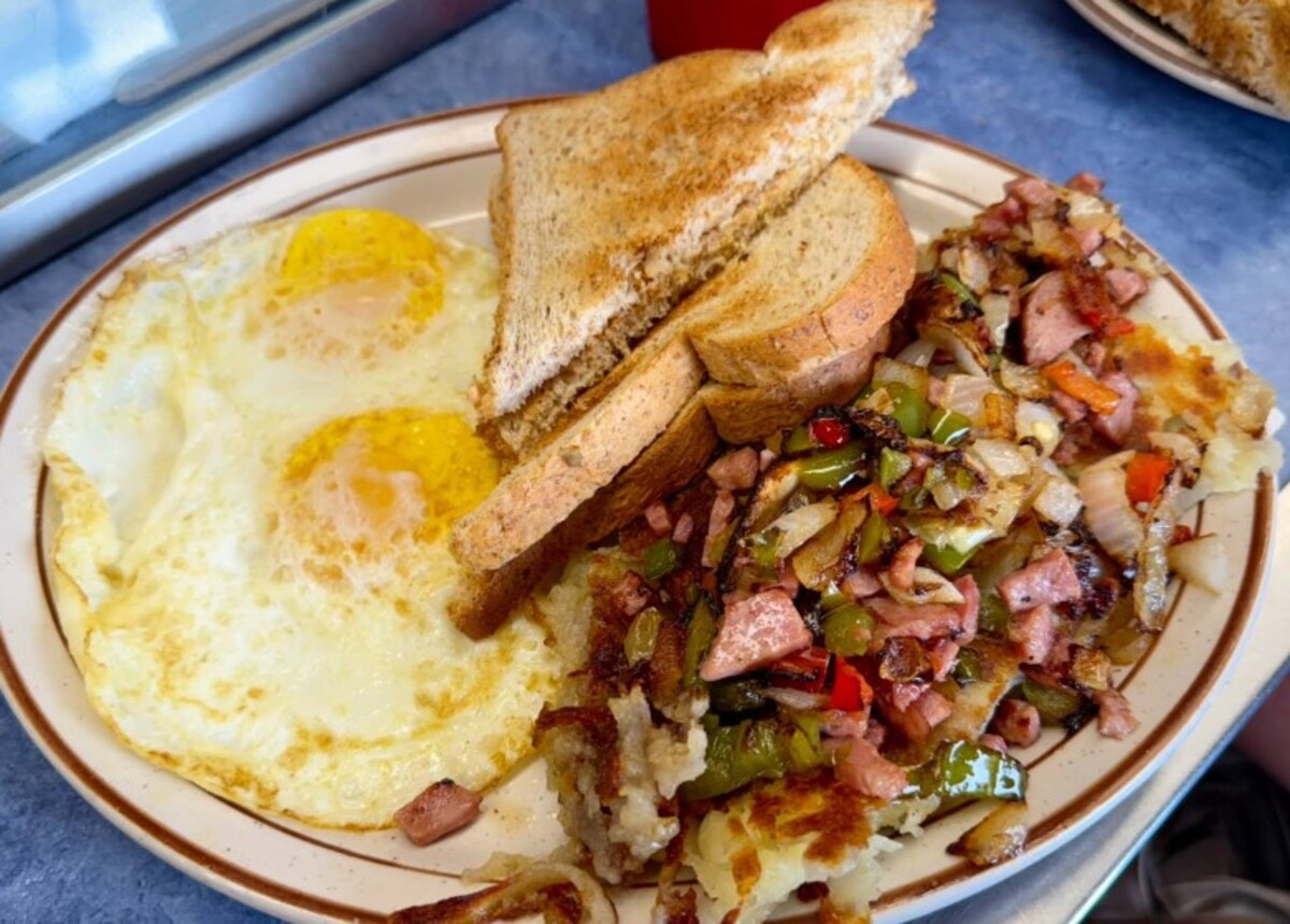 Food in Mickey's Diner, Saint Paul, MN