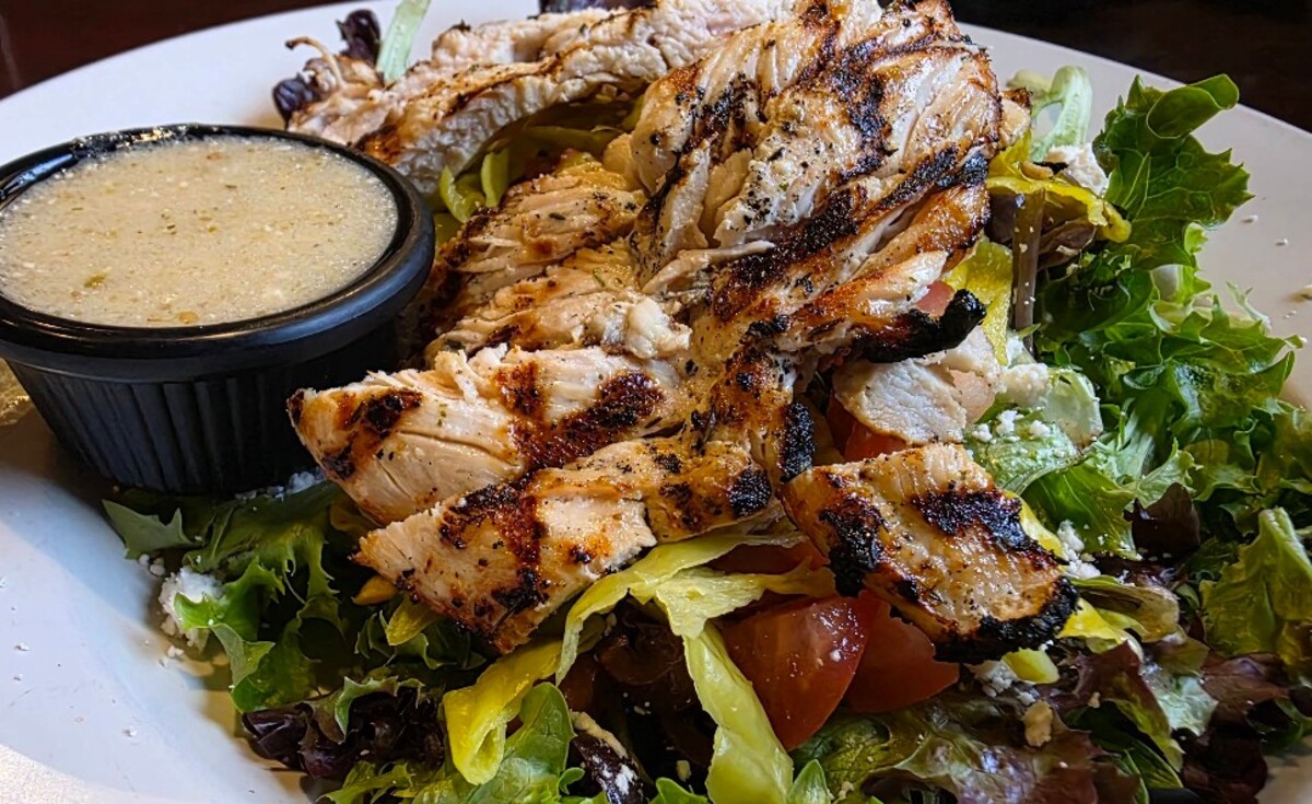 Food in The Hill Bar & Grill, Wichita, KS