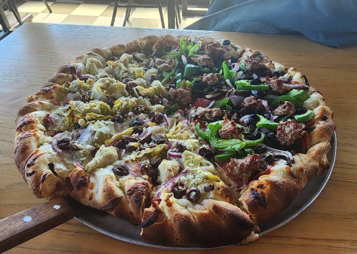 Food in Blind Onion Pizza & Pub, Reno, NV