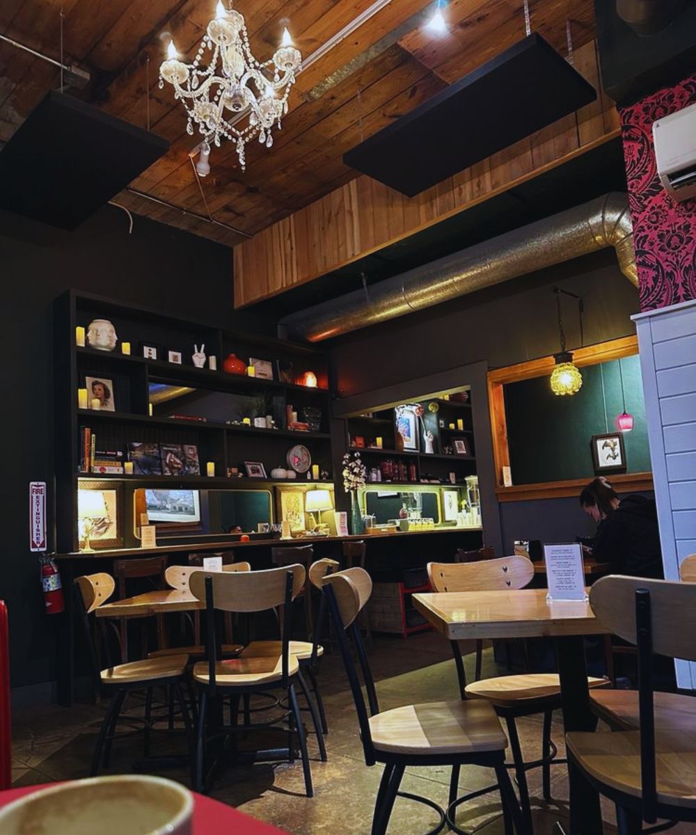 Photos for Arturo's Underground Cafe