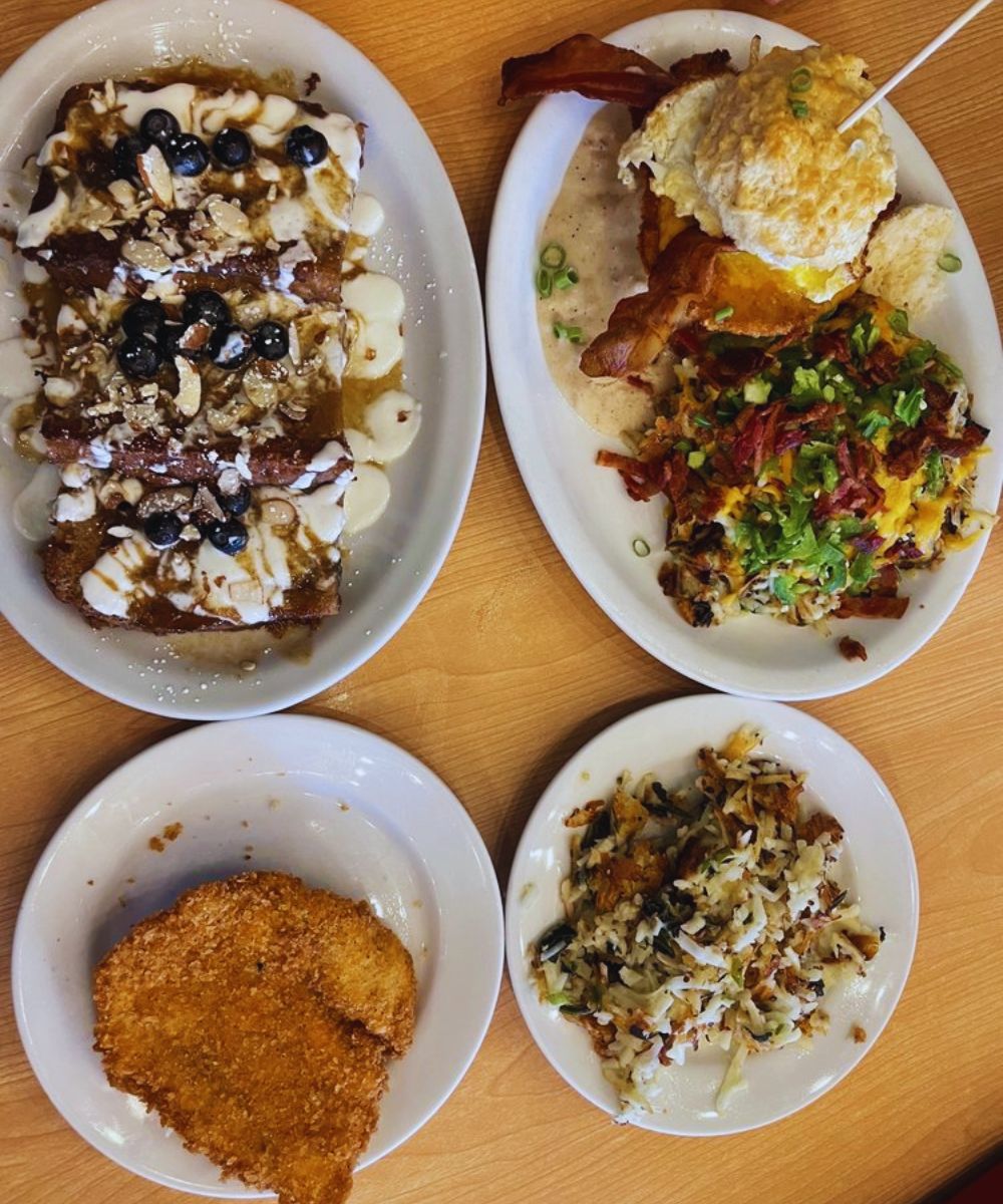 Photos for Sweet Lake Biscuits & Limeade