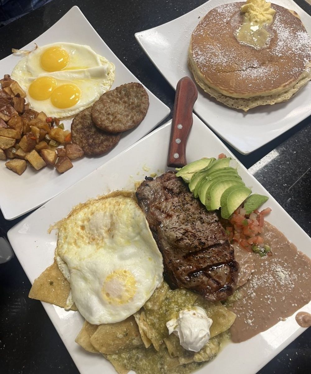 Photos for Bros Breakfast & Lunch