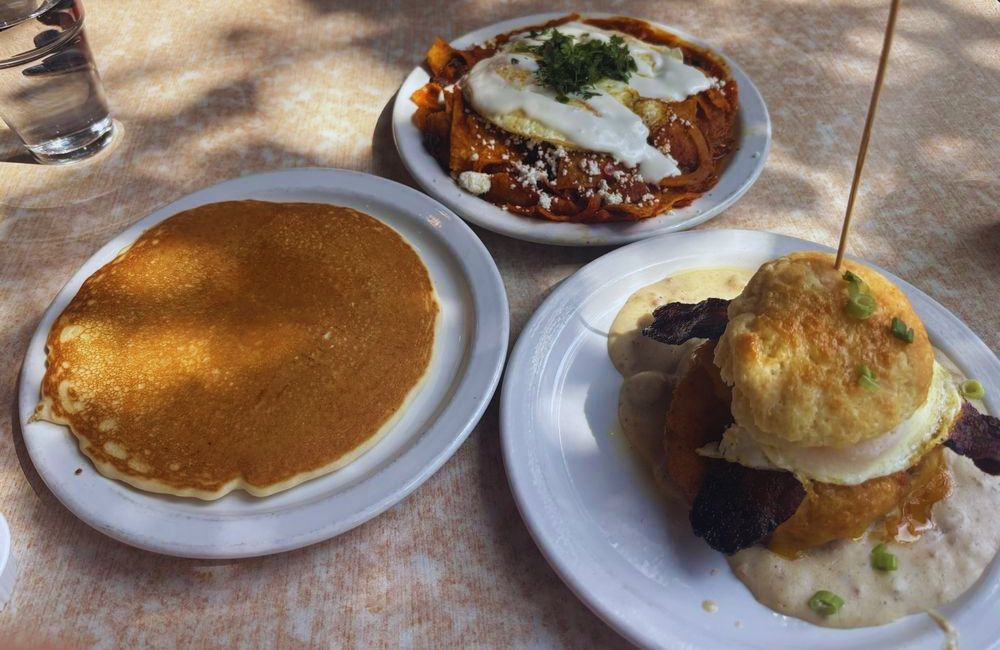 Photos for Sweet Lake Biscuits & Limeade