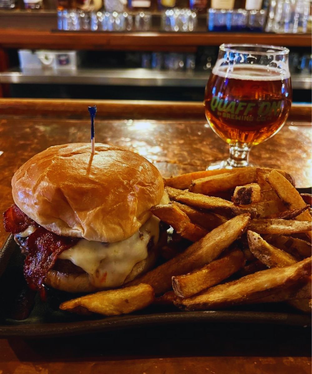 Photos for 317 Burger