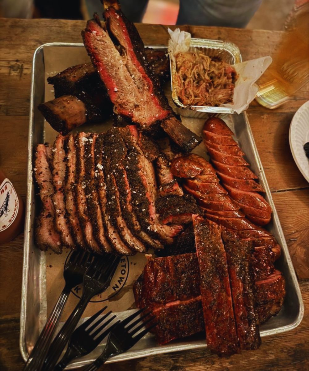 Photos for Hometown Bar-B-Que