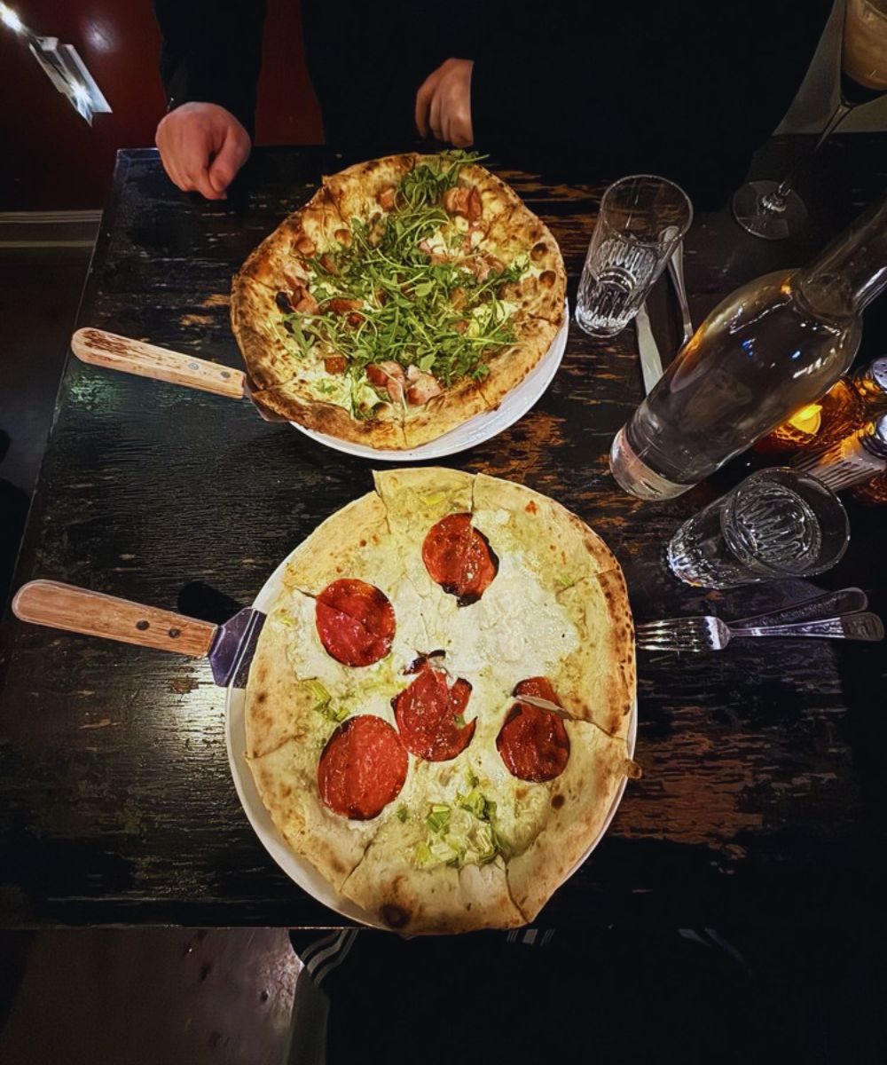 Photos for Diavola Pizza