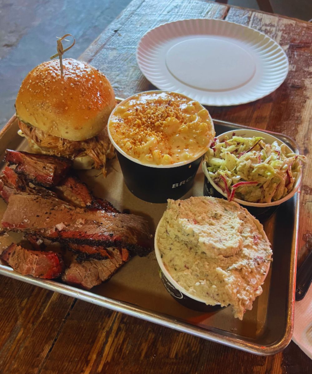 Photos for Hometown Bar-B-Que