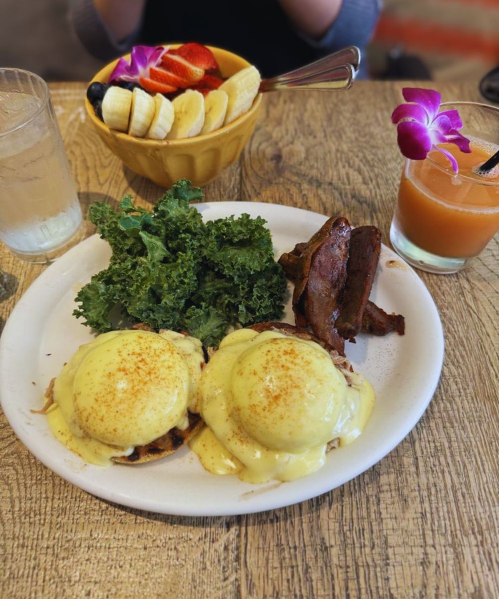 Photos for Heavenly Island Lifestyle - Waikiki