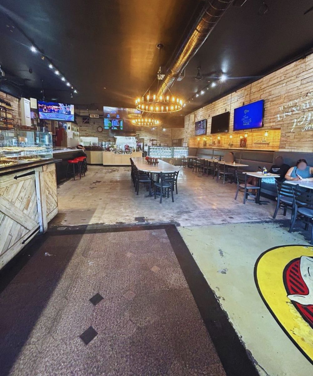 Photos for Due Amici Pizza & Pasta Bar