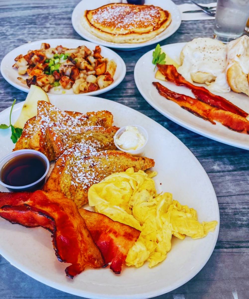 Photos for Hot Off The Griddle