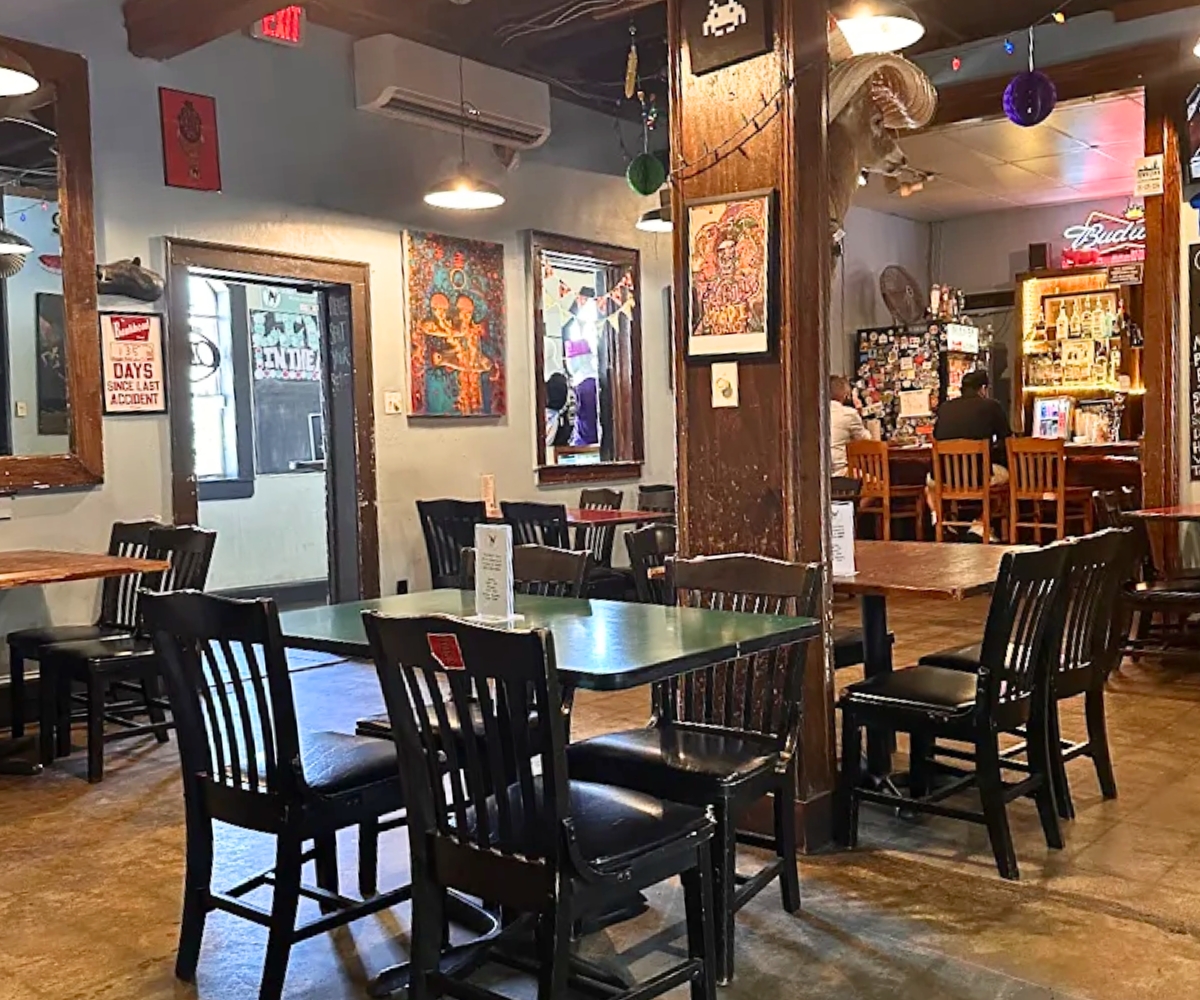 interior of Blind Mule in Mobile, Alabama