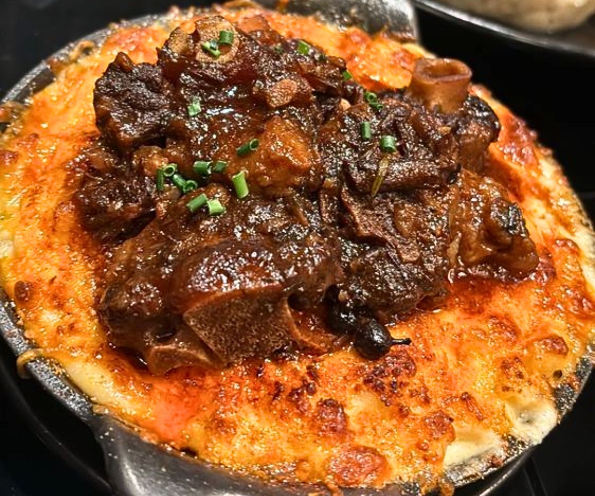Oxtail Mac & Cheese at 32 North in Valley Stream, New York