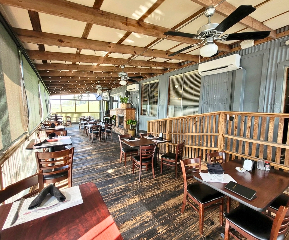 dining space at Warehouse No. 1 Restaurant in Monroe, LA