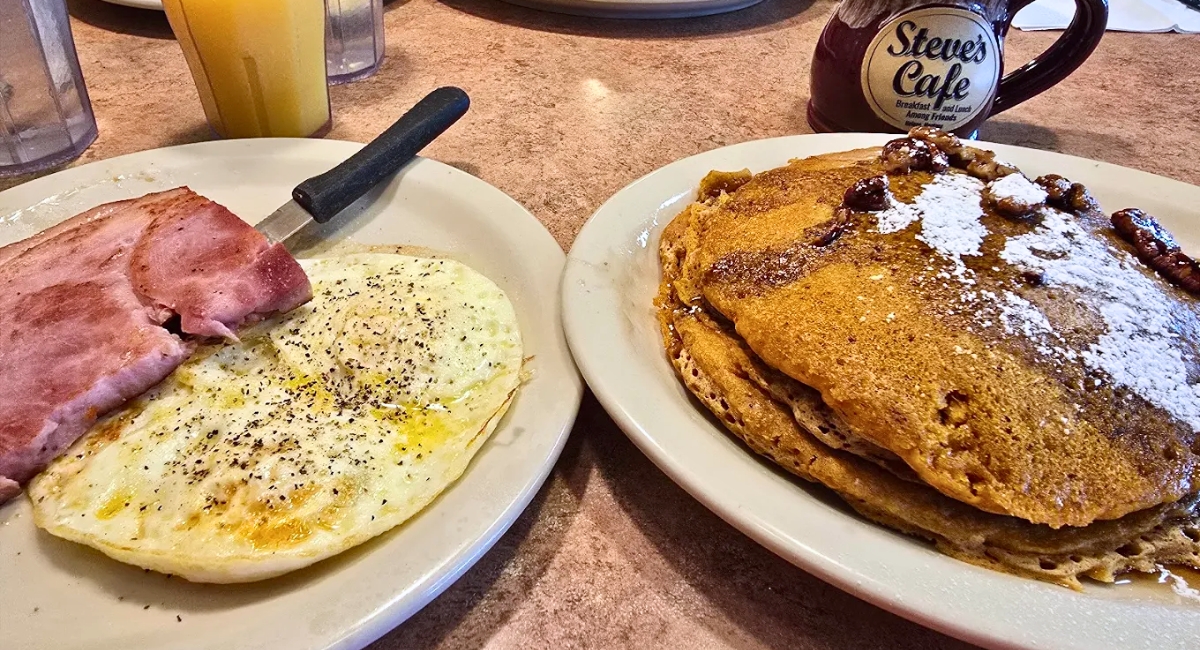 breakfast at Steve's Cafe in Helena, MT