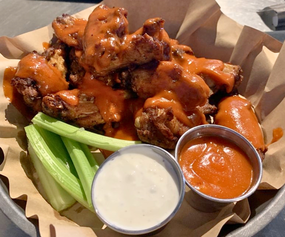 Smoked Wings at Pub By Novo in Bowling Green, Kentucky