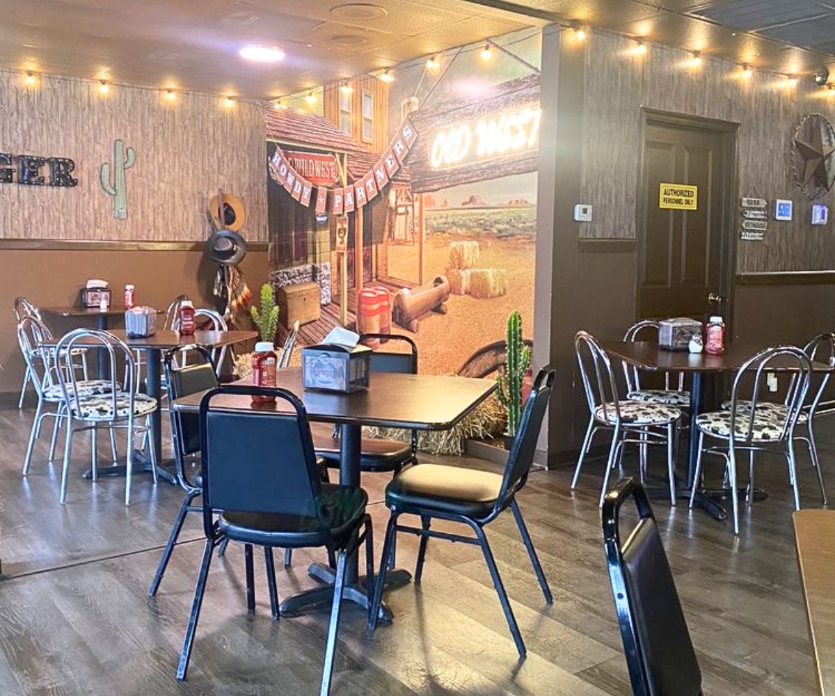 interior of The Sheriff Burger in Simpsonville, South Carolina