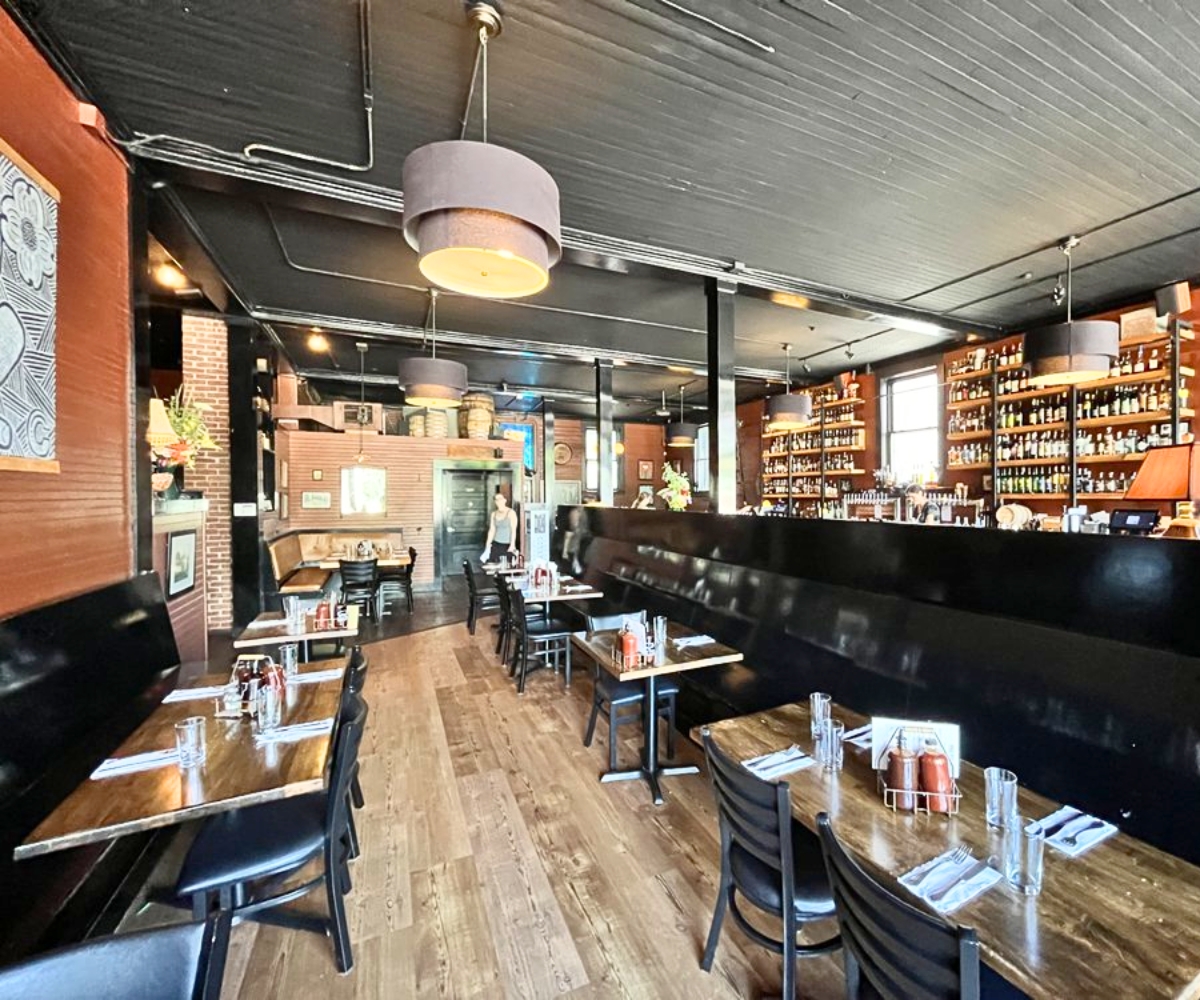 interior of Prohibition Pig in Waterbury, VT