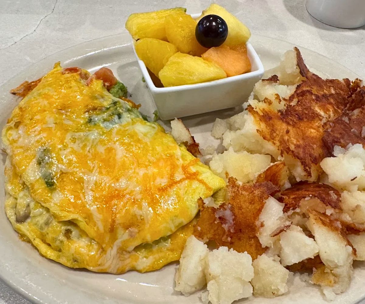 omelette at North Avenue Grill in Wauwatosa, WI