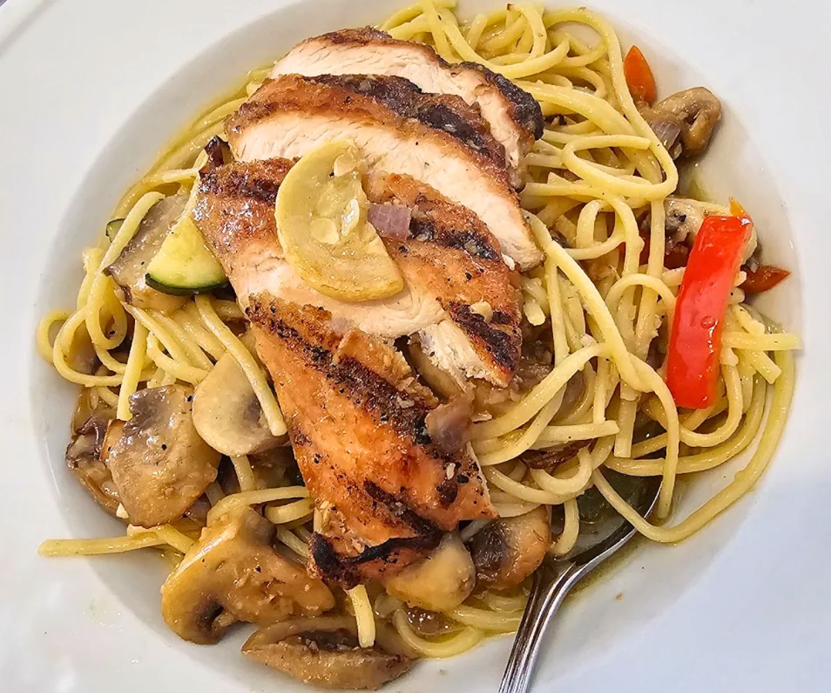 pasta with chicken at Muriale’s Italian Kitchen in Fairmont, West Virginia