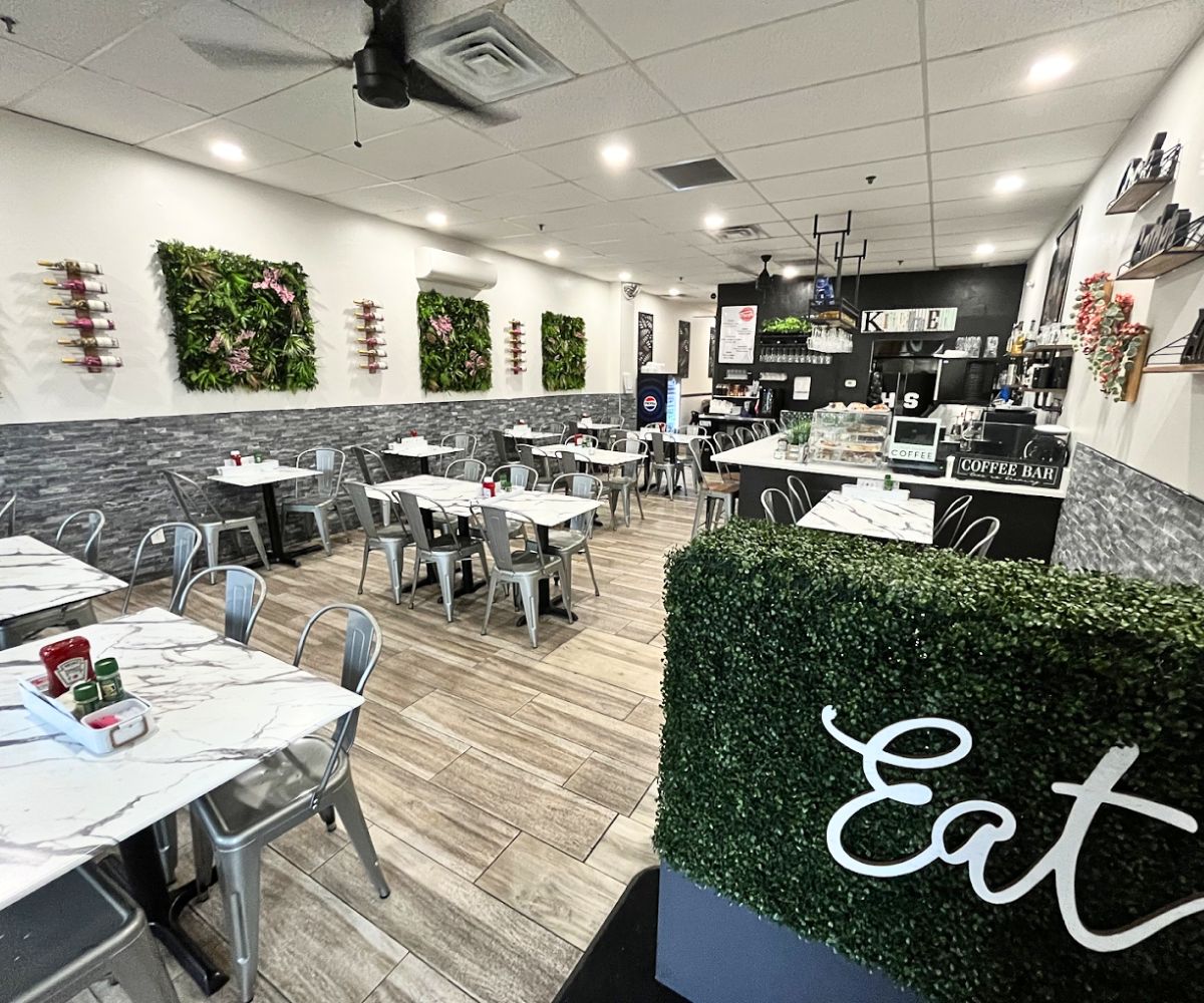 interior of Hart + Soul Cafe in Cape Coral, FL