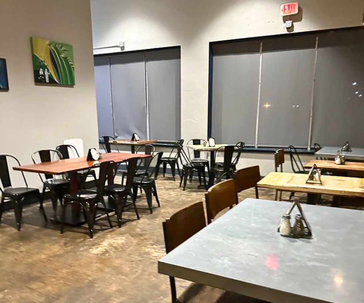 interior of Elsie's Plate & Pie in Baton Rouge, Louisiana