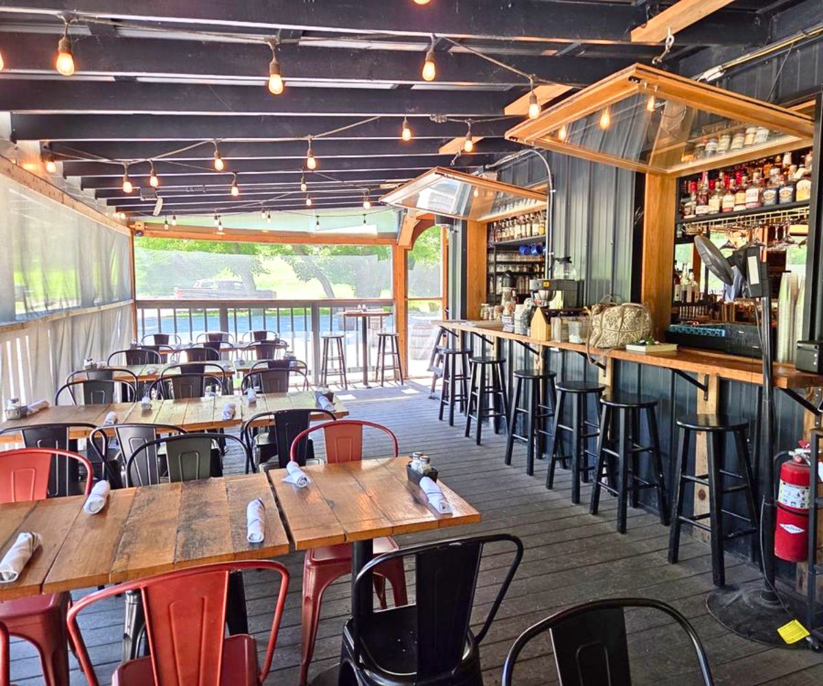 interior of The Stave in Frankfort, Kentucky