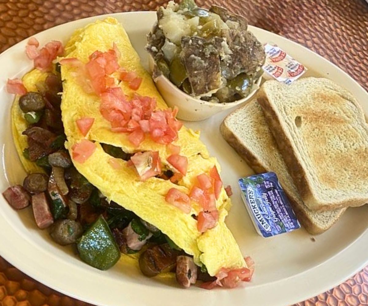 The Big Bang Omelette at at R & R Breakfast Spot in Moreno Valley, California