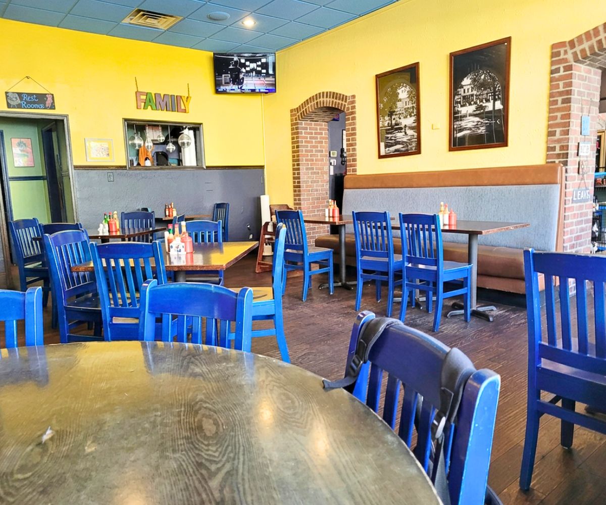 interior of The Chef in Manhattan, Kansas