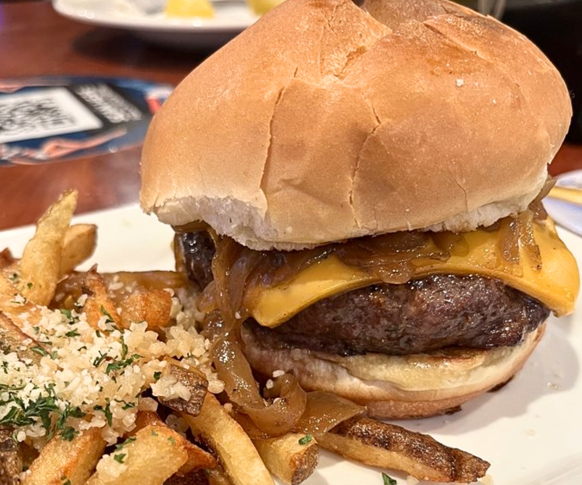 Platinum Burger at Lucky Beaver Bar & Burger in Reno, NV