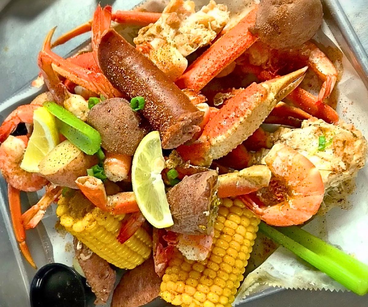 shrimp and crab boil at Linney Breaux's Cajun Eatery in Tahlequah, OK