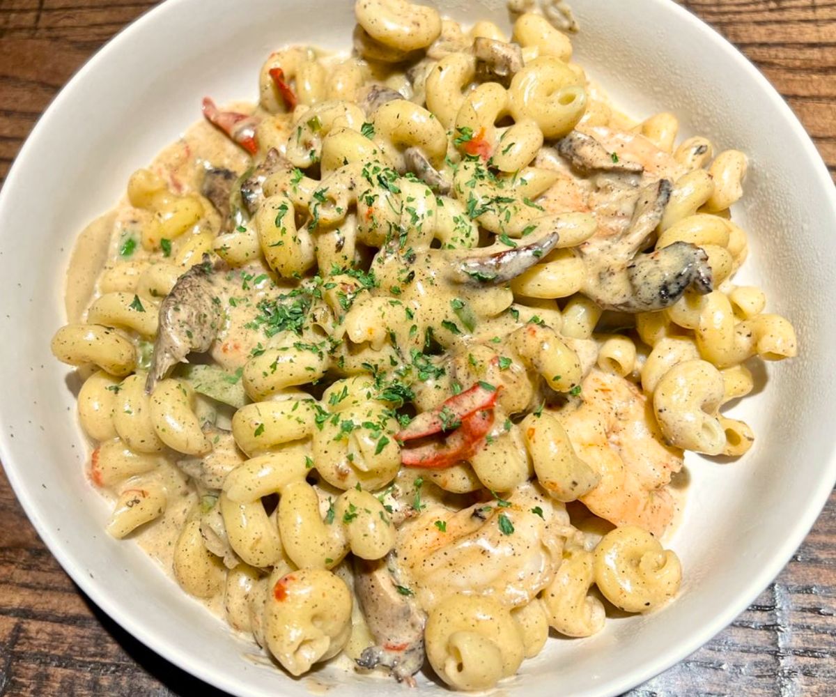Rhasta Pasta at Zeke's Kitchen & Bar in Smyrna, Georgia