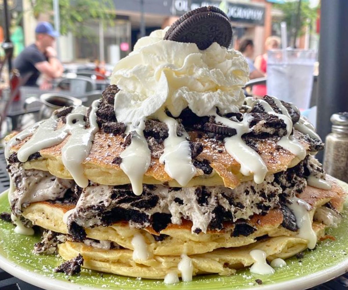 Cookies and Cream Oreo Extreme Cakes at In A Pickle Restaurant in Waltham, Massachusetts