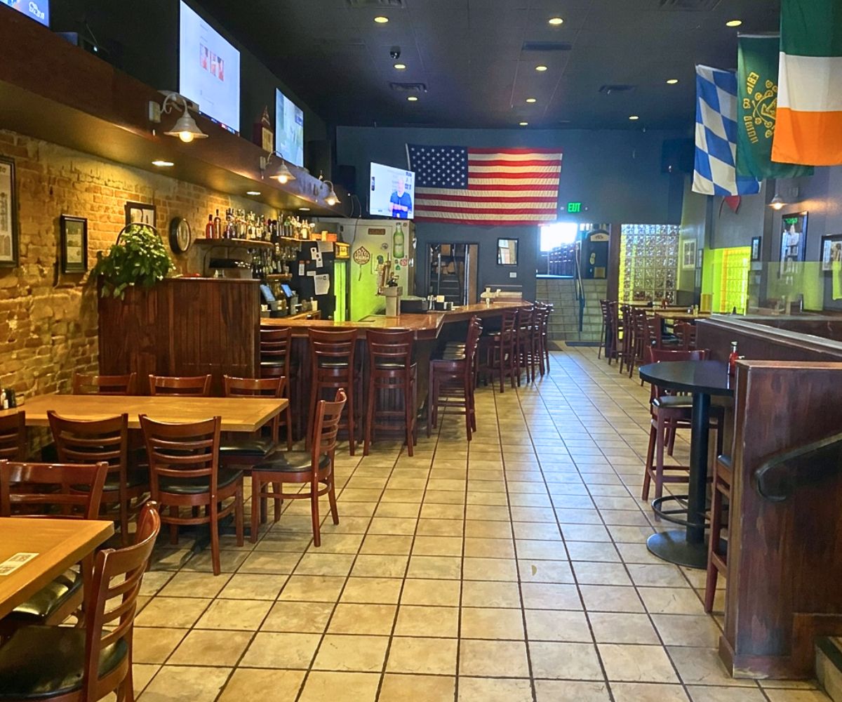 interior of Callahan's Pub & Grille in Enid, OK