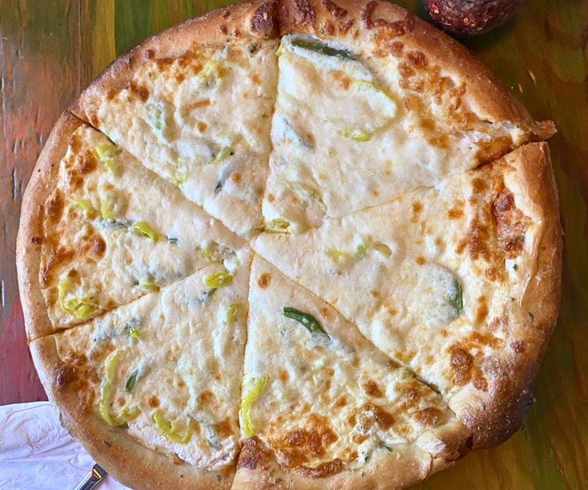 White Pie at Satchel's Pizza in Gainesville, FL