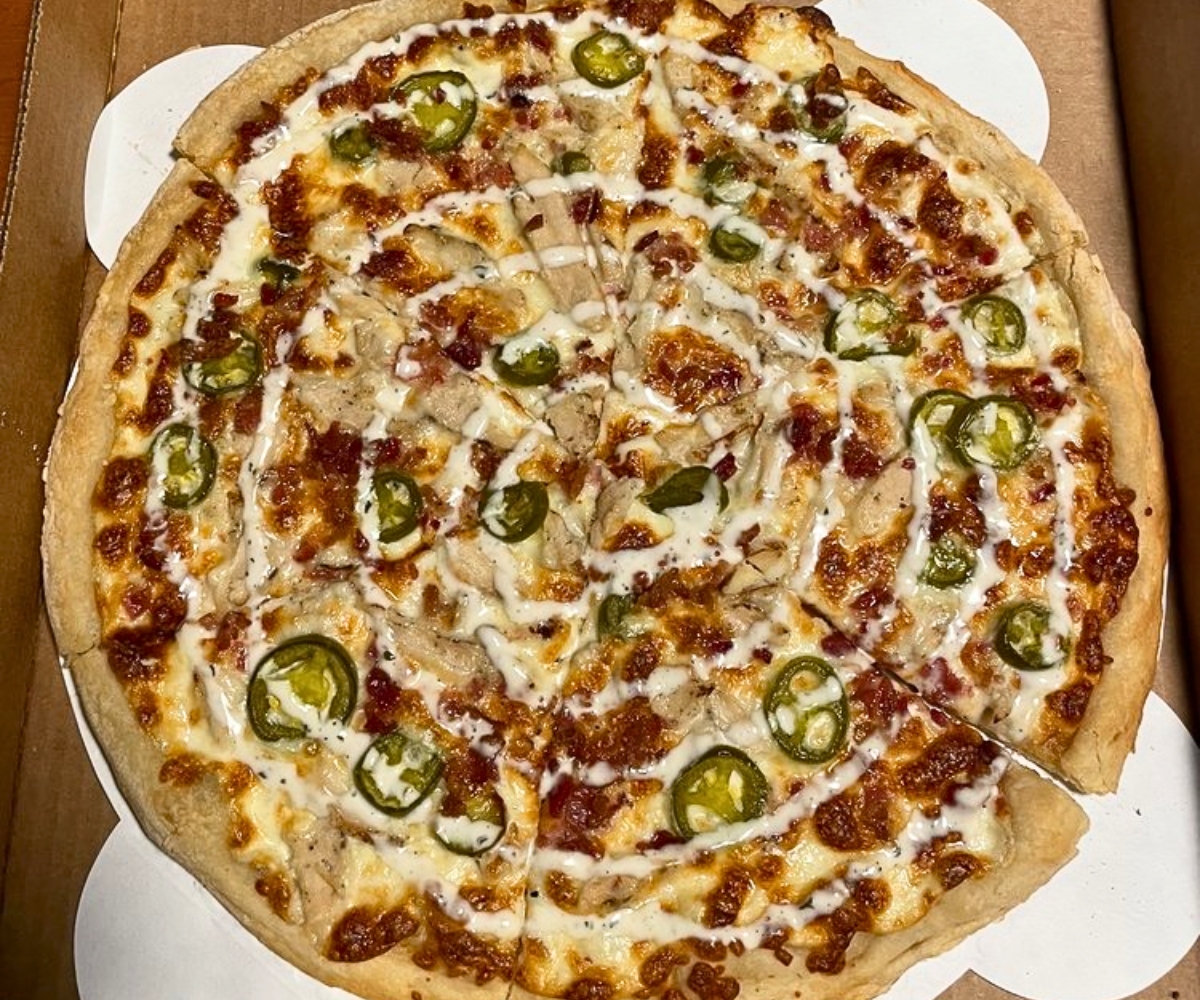 Thunder Chicken Pizza at The Odd Soul in Springdale, AR