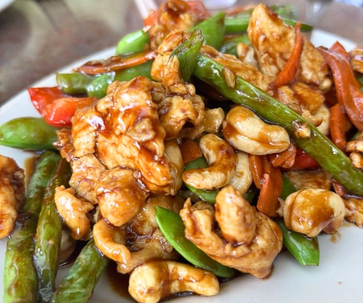 Cashew chicken at Mandarin Restaurant in Bountiful, UT