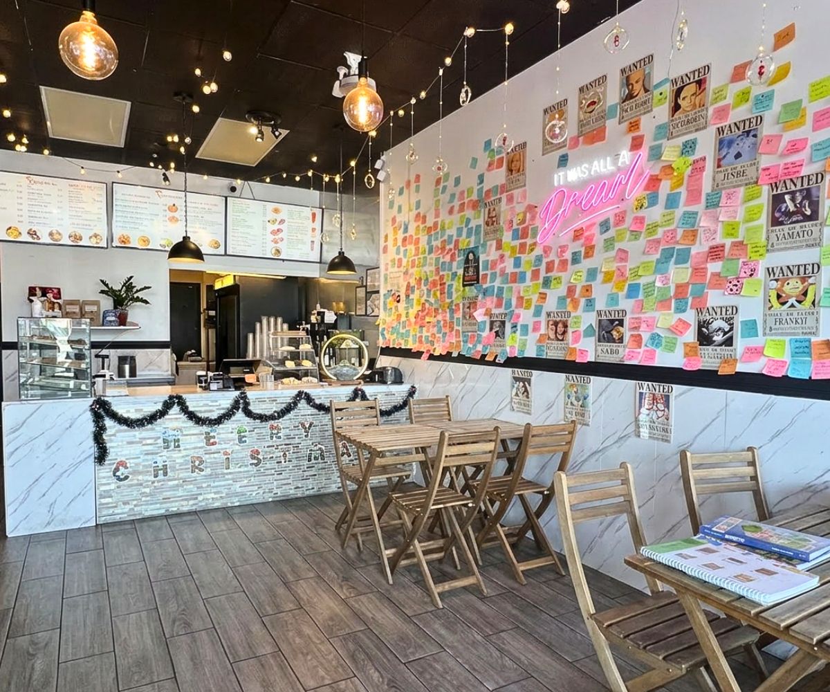 interior of Chowology: Asian Kitchen in Pembroke Pines, FL