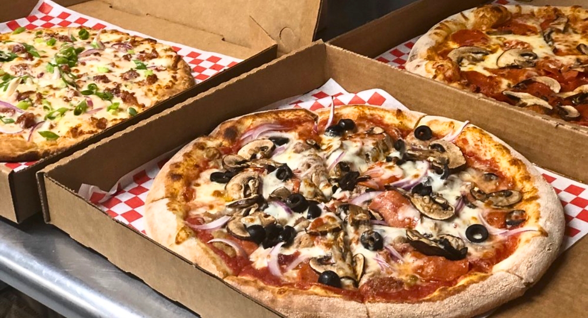 pizzas at Jax Wood Fired Pizza in Haleiwa, HI
