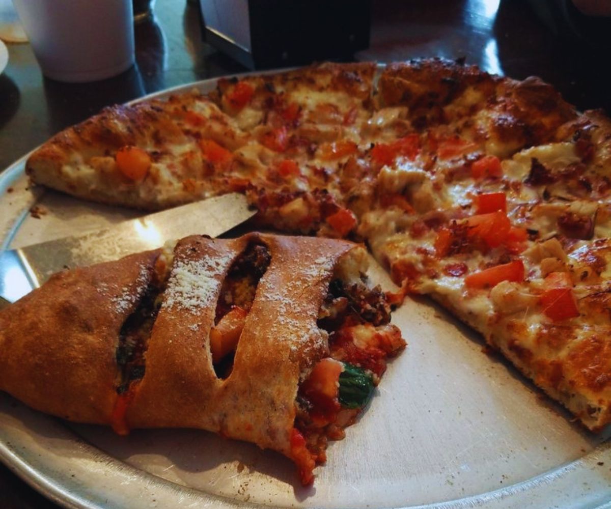 Abella Pizzeria - Pizza & Calzone