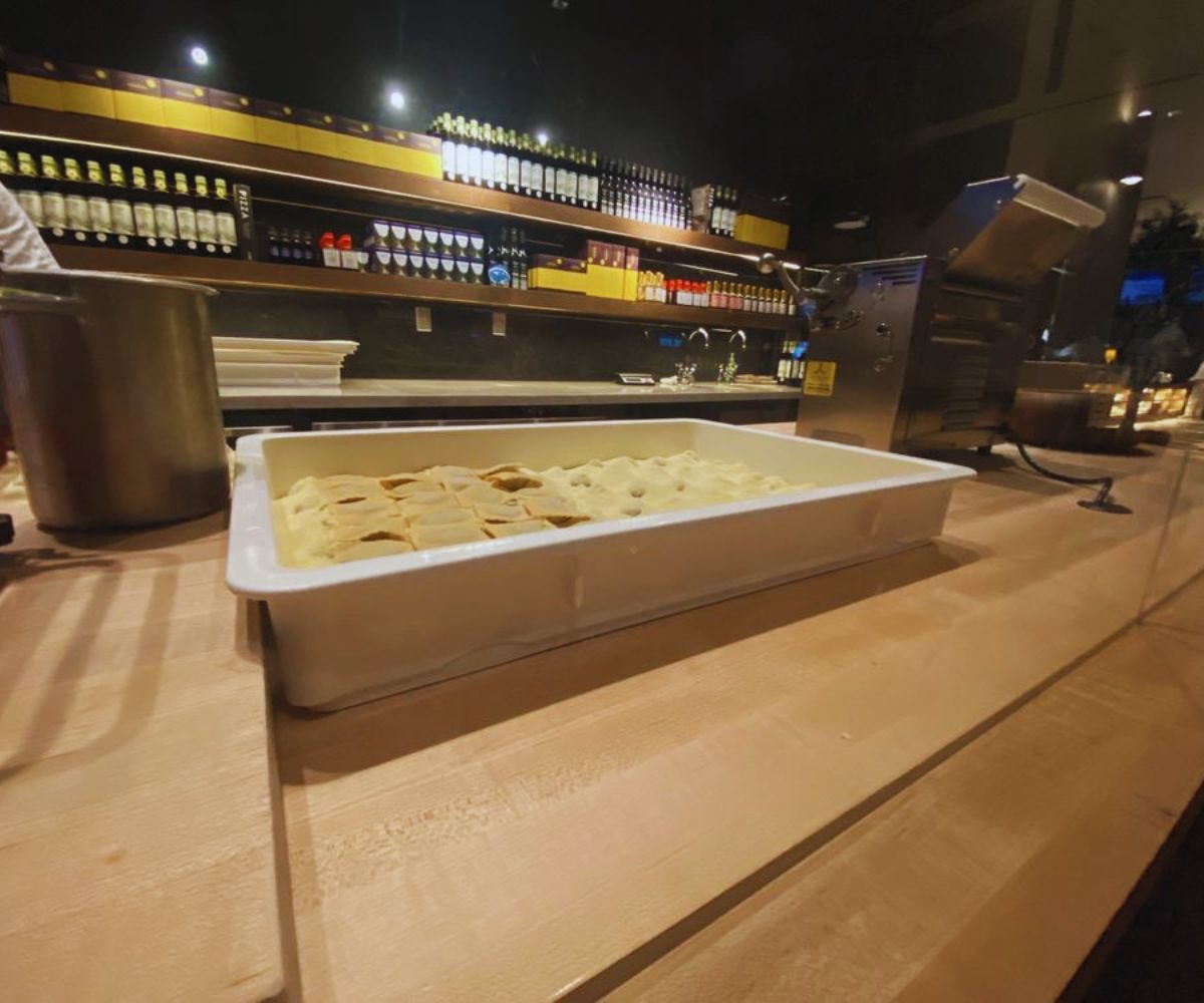 Farena - Pasta Making Station