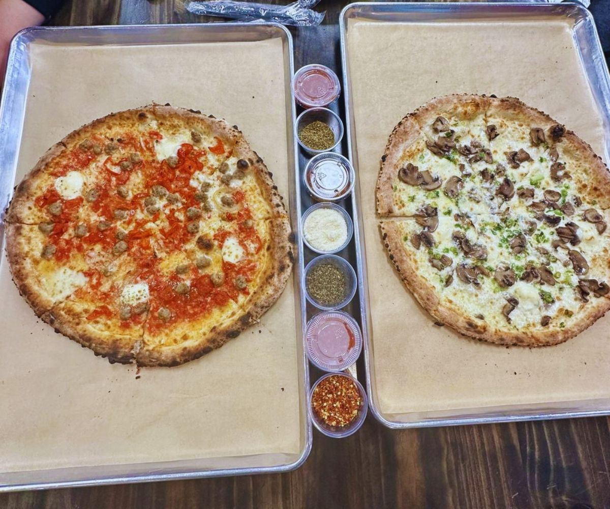 Capella Pizzeria - Palermo & Monica Pizzas