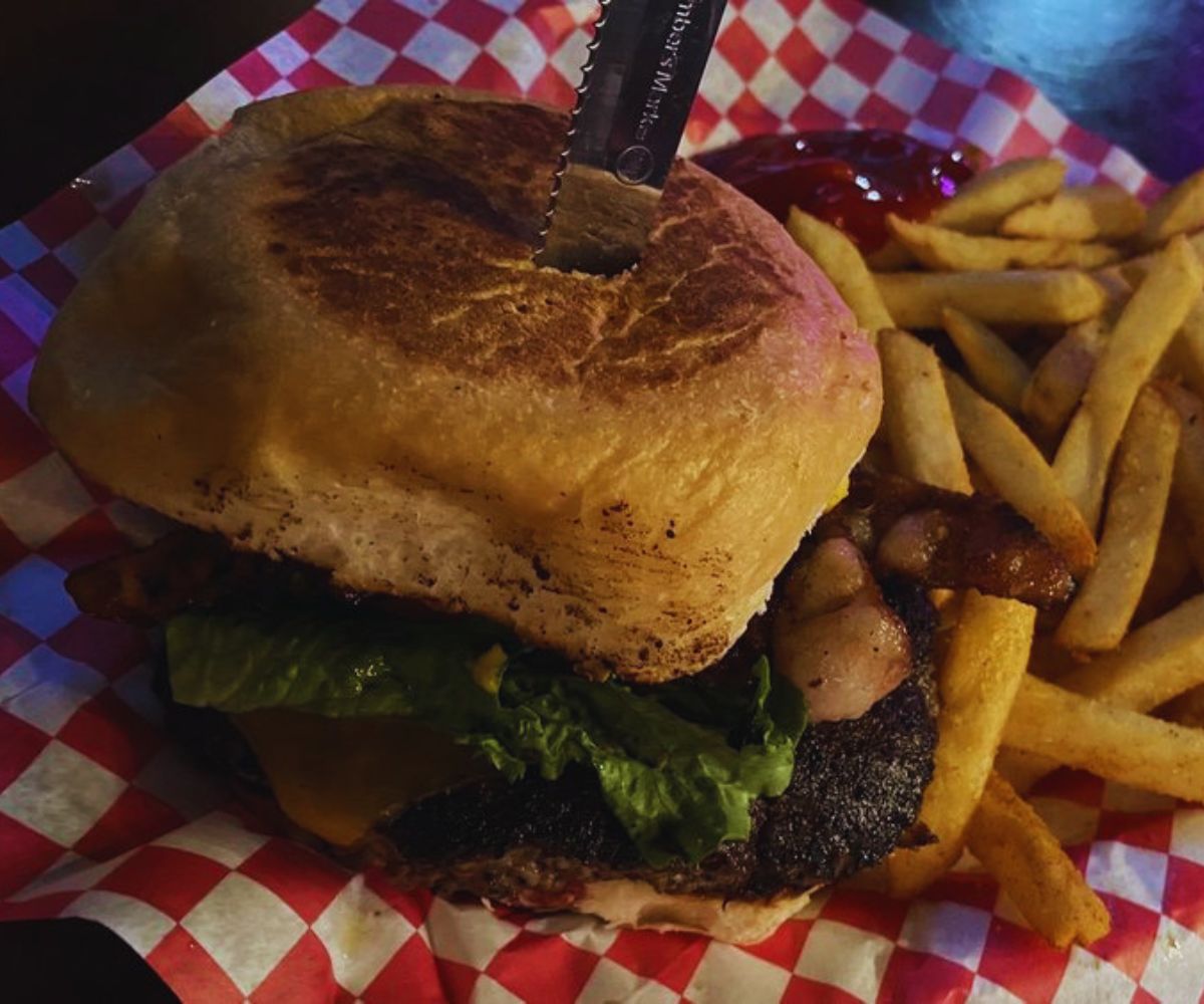 The Barn - Bacon Burger & Fries