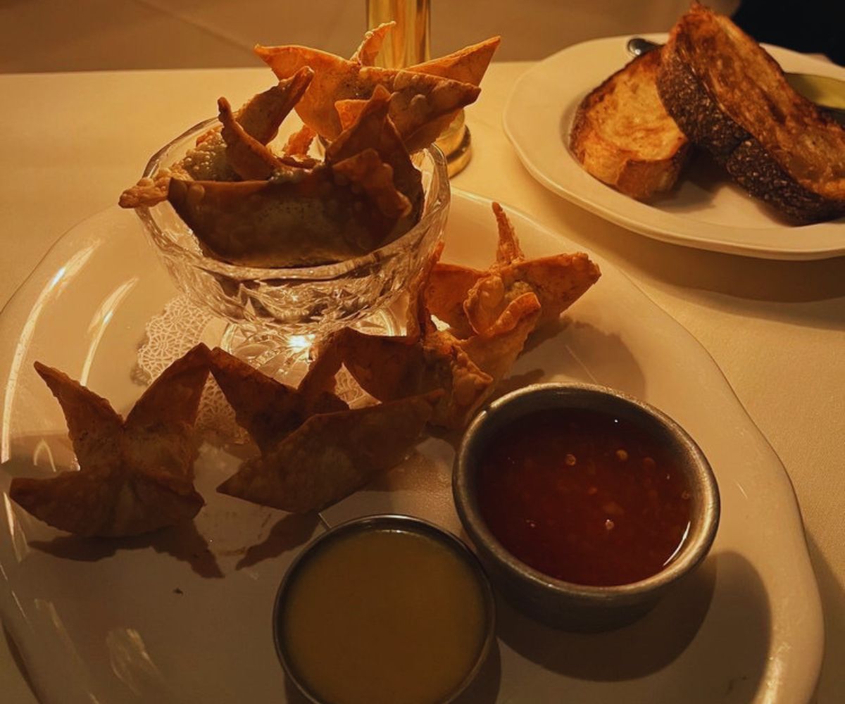Monkey Bar - Crab Rangoons