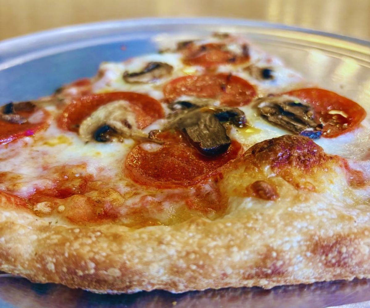 Slices Pizza by Tony - Pepperoni Mushroom