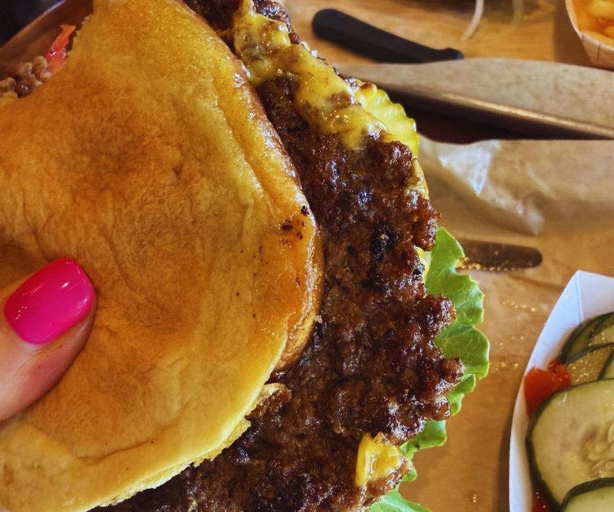 Jack Nolen’s - Cheeseburger with Crispy Edges