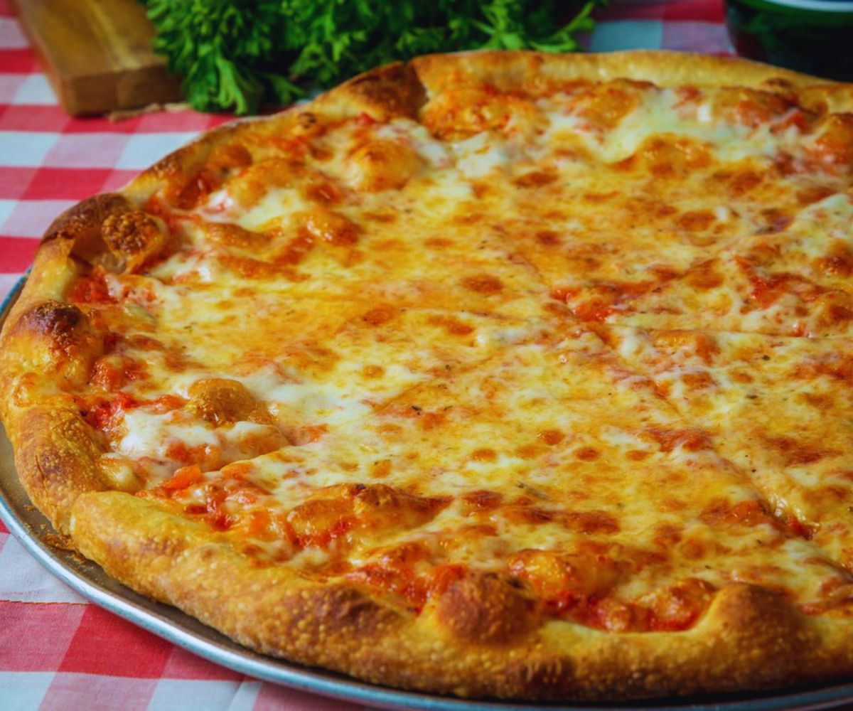 Dipiazza Pizzeria - Cheese Pizza
