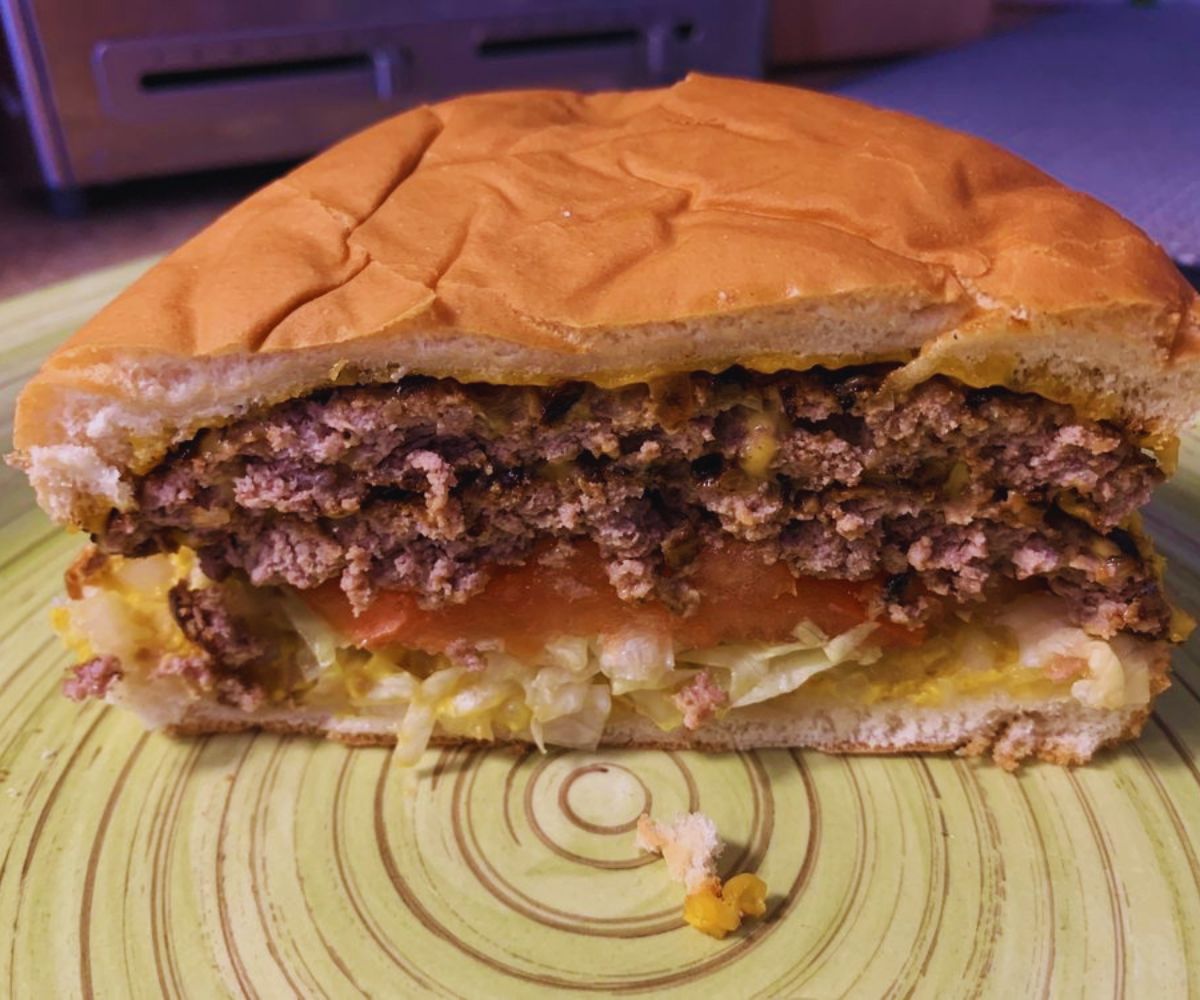 Bill's Jumbo Burgers - 2/3 lb Big Red